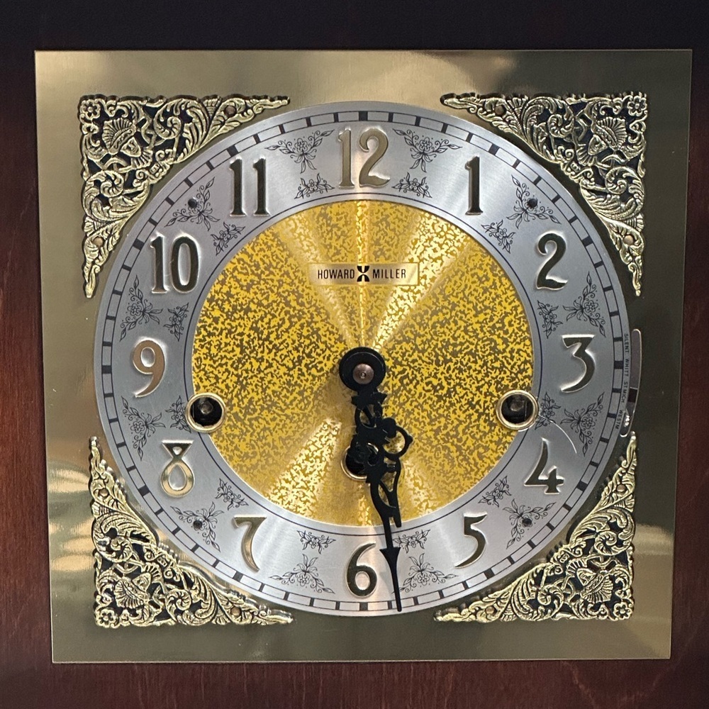 Howard Miller Thomas Tompion Mantel Clock – Model 612-436 - Picture 2 of 10